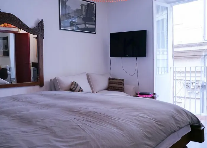 Navona Square Apartment *